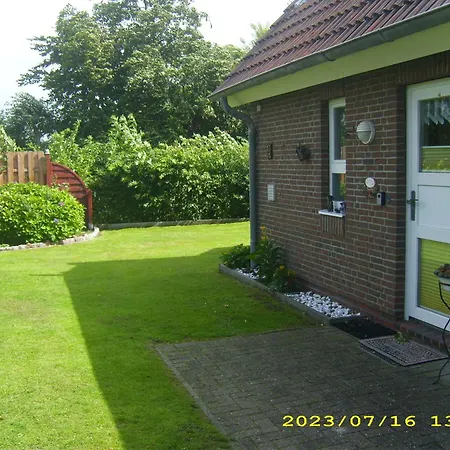 Holiday home Ferienhaus Deichbrise